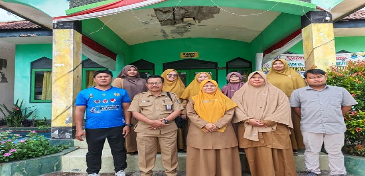DEWAN GURU BERSAMA PENGAWAS PEMBINA